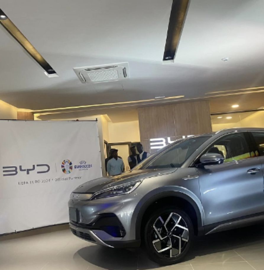 Showroom BYD Dakar